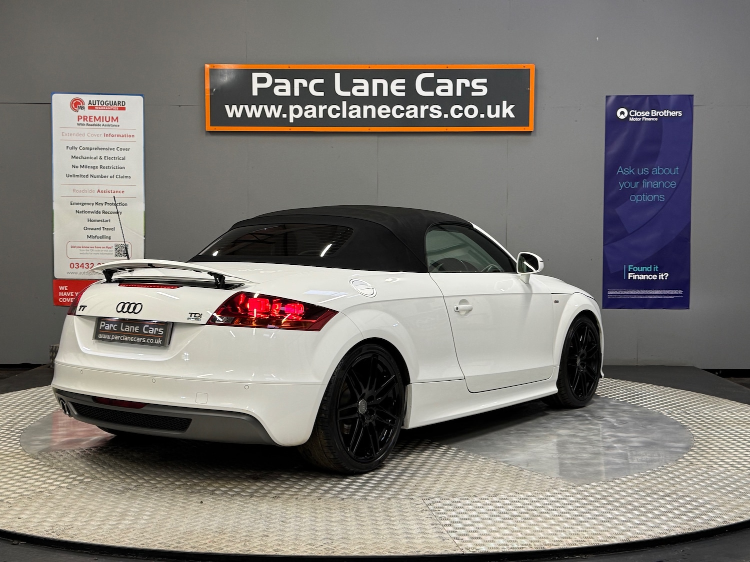 Used Audi TT 2013 for sale - 76697849: Photo 7