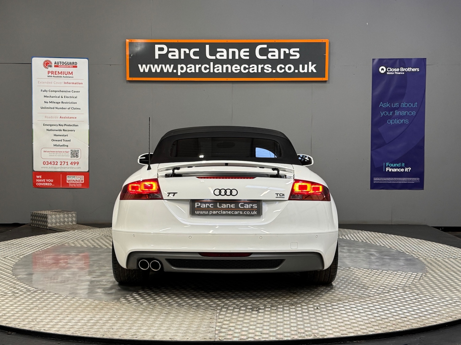 Used Audi TT 2013 for sale - 76697849: Photo 9