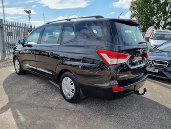 Used Ssangyong Turismo 2016 for sale - 79321005: Photo
