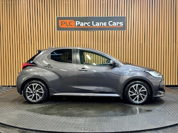 Used Toyota Yaris 2021 for sale - 77590480: Photo