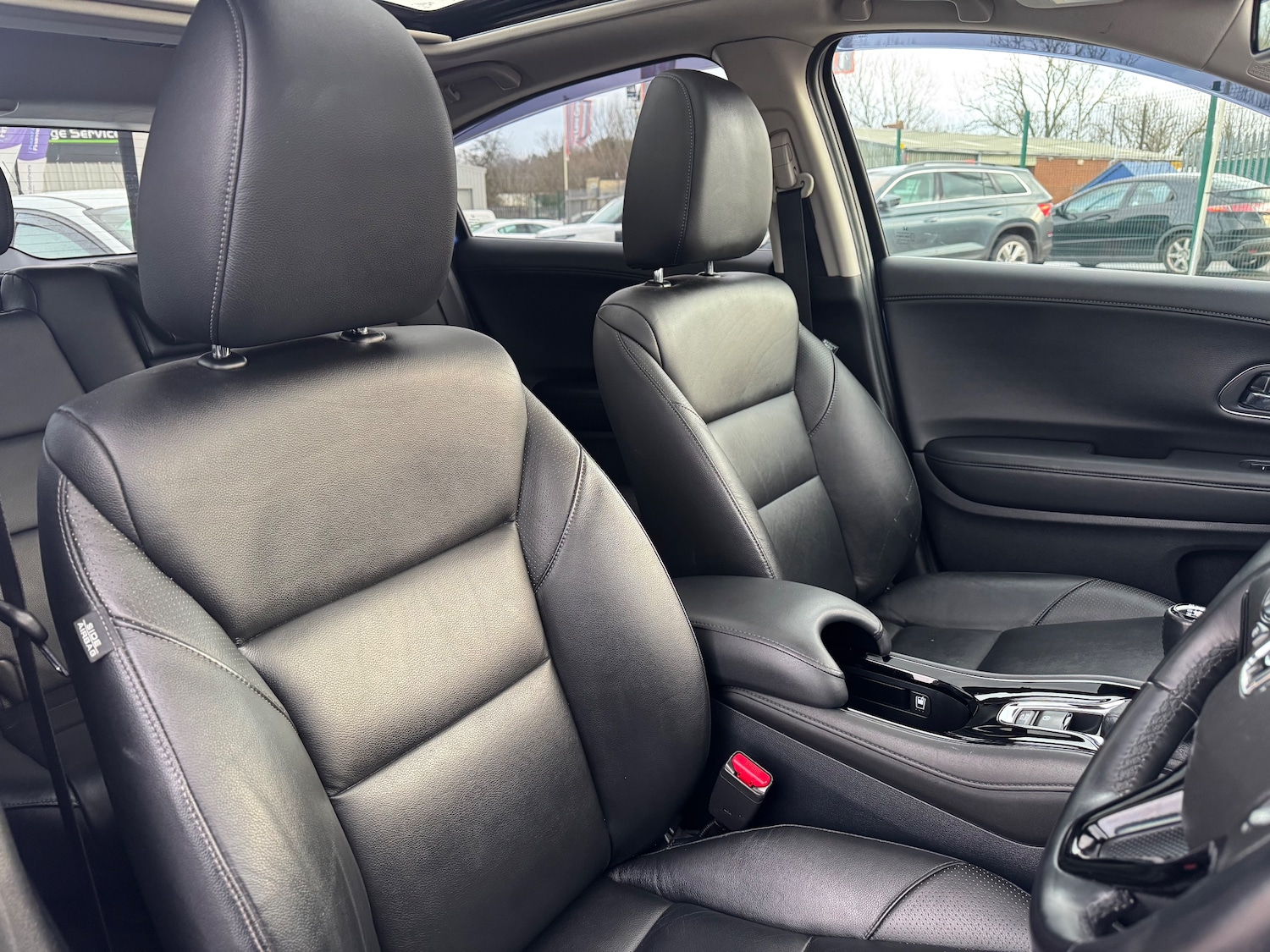 Used Honda HR-V 2018 for sale - 77134056: Photo 15