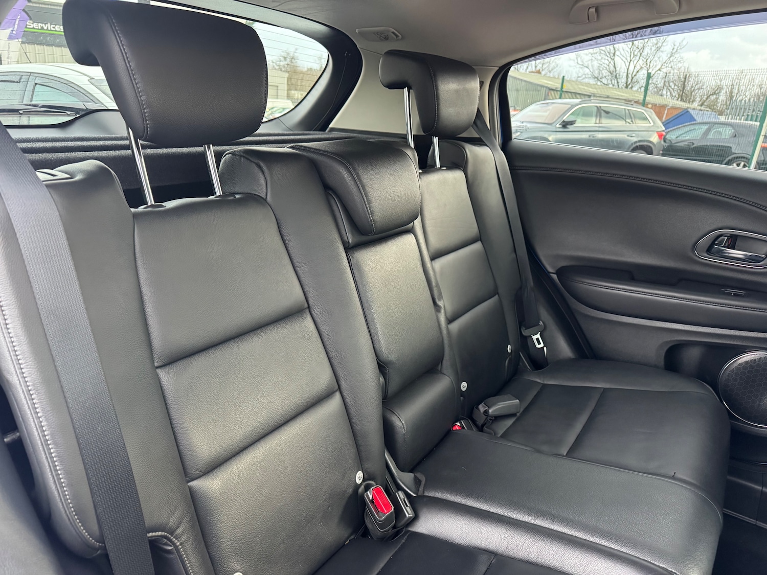 Used Honda HR-V 2018 for sale - 77134056: Photo 16