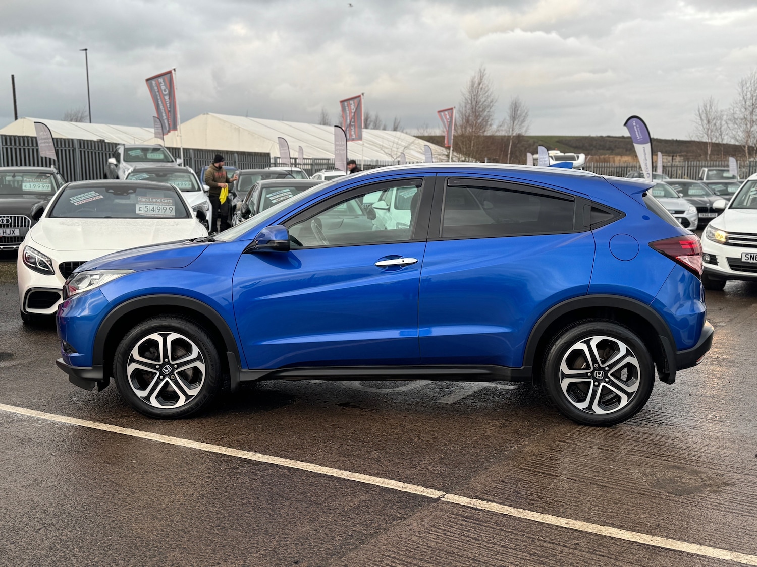 Used Honda HR-V 2018 for sale - 77134056: Photo 2