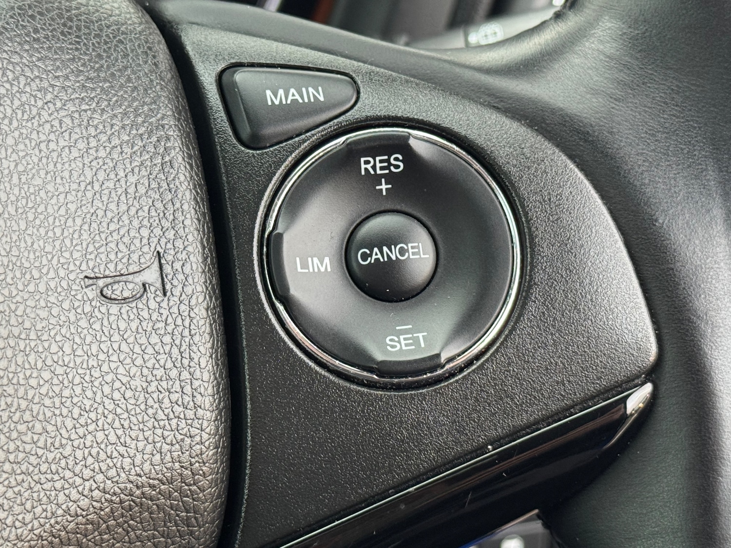 Used Honda HR-V 2018 for sale - 77134056: Photo 21