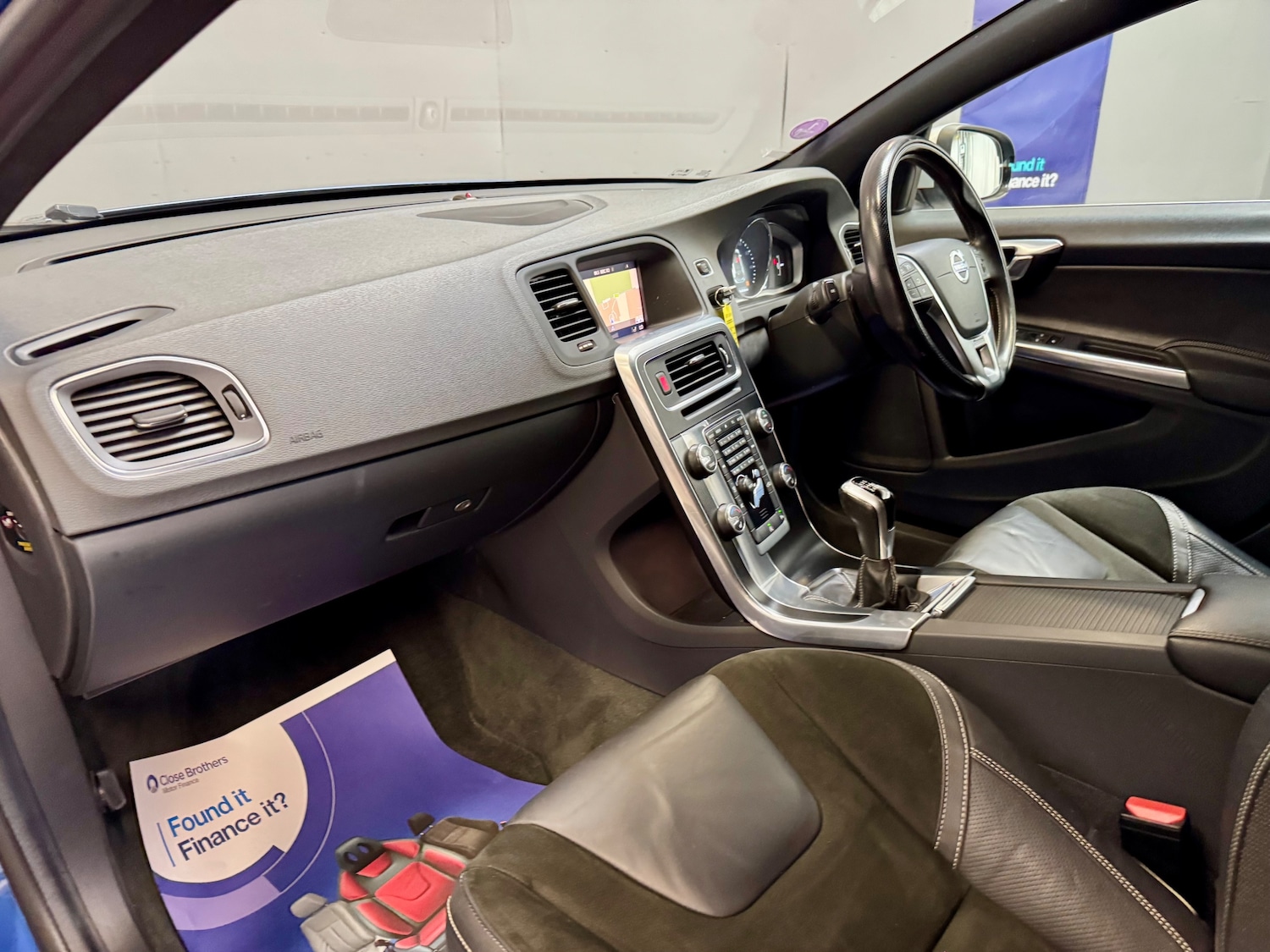 Used Volvo V60 2017 for sale - 75524739: Photo 16