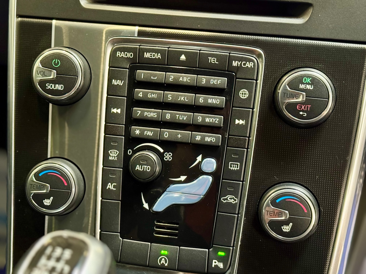 Used Volvo V60 2017 for sale - 75524739: Photo 23