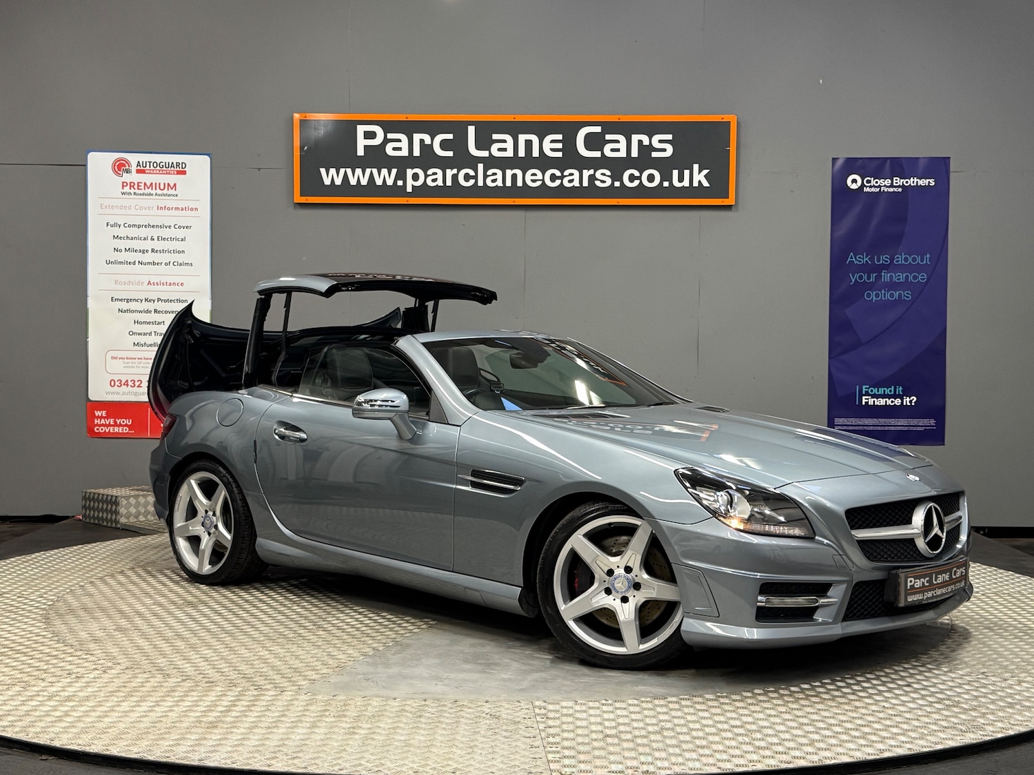 Used Mercedes-Benz SLK for sale - 76357811: Photo 2
