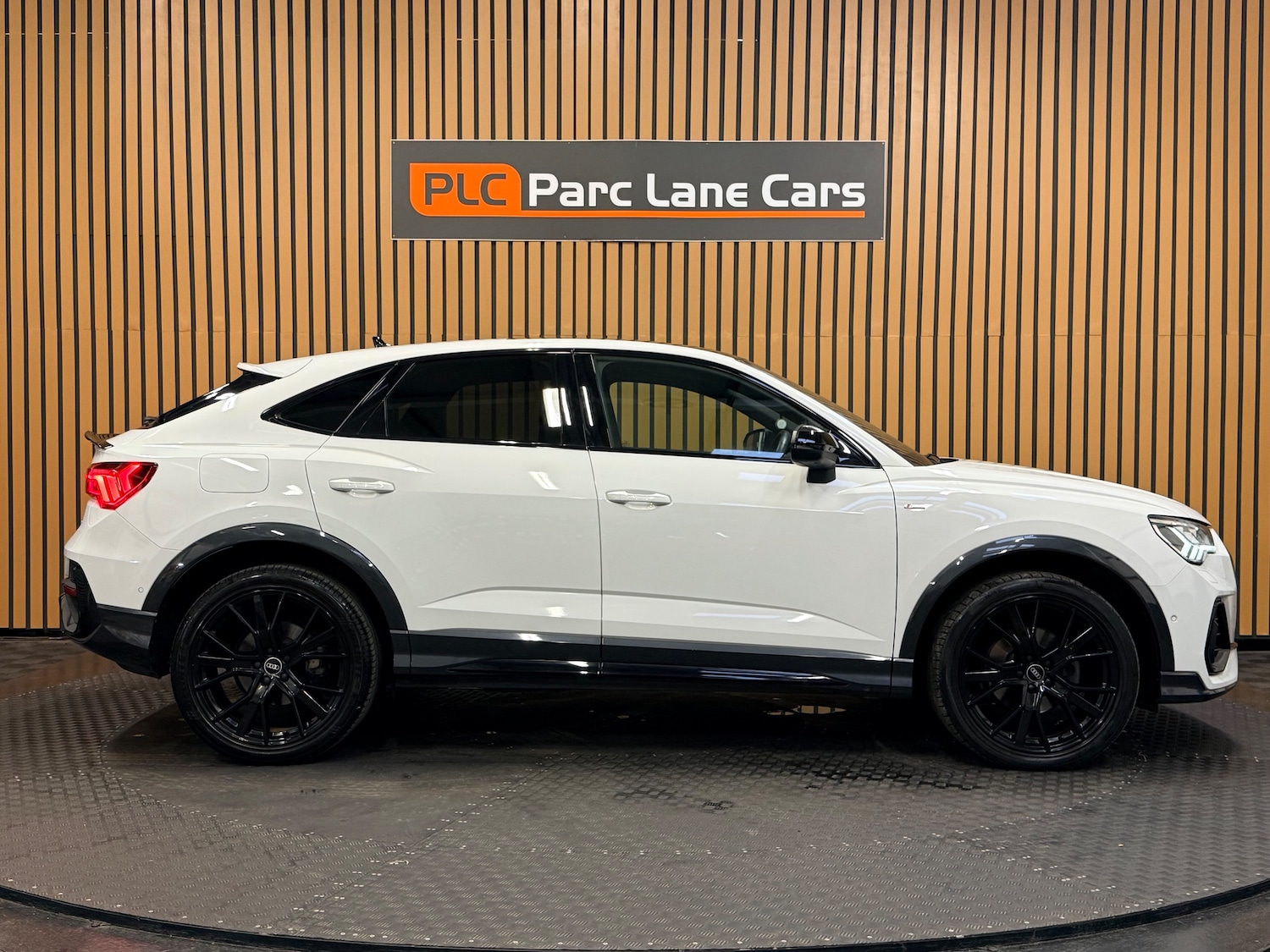 Used Audi Q3 for sale - 77726434: Photo 8