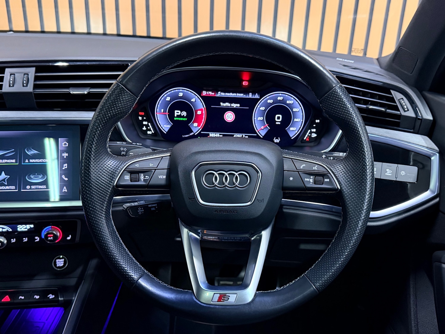 Used Audi Q3 for sale - 77726434: Photo 9