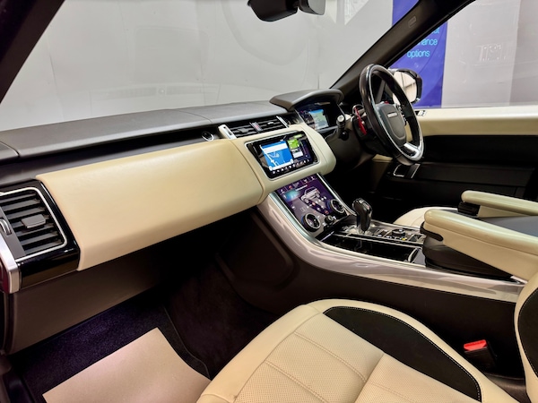 Used Land Rover Range Rover Sport 2018 for sale - 76273803: Photo 17