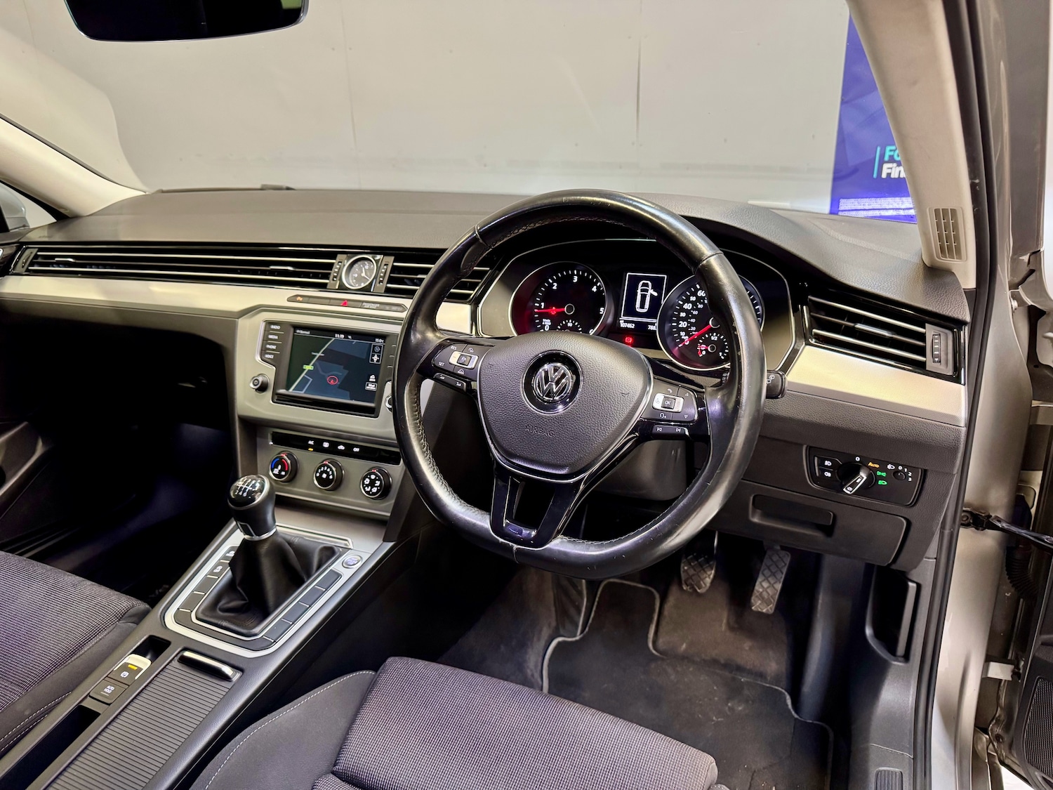 Used Volkswagen Passat 2015 for sale - 75699052: Photo 12