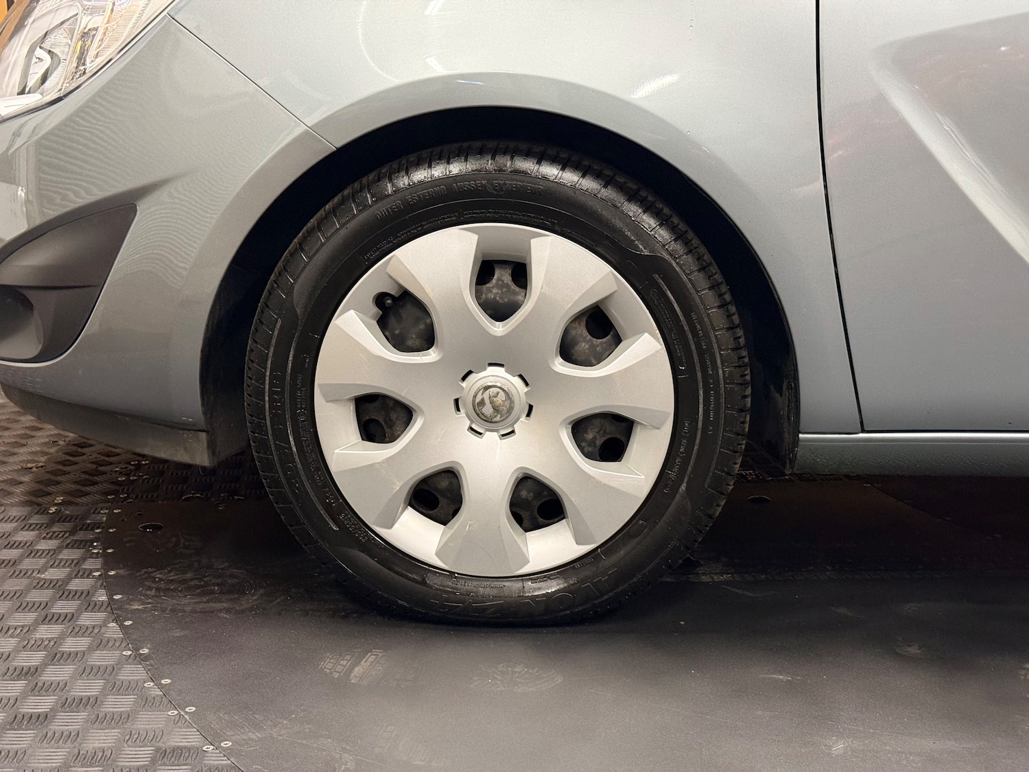 Used Vauxhall Meriva 2010 for sale - 77128633: Photo 22