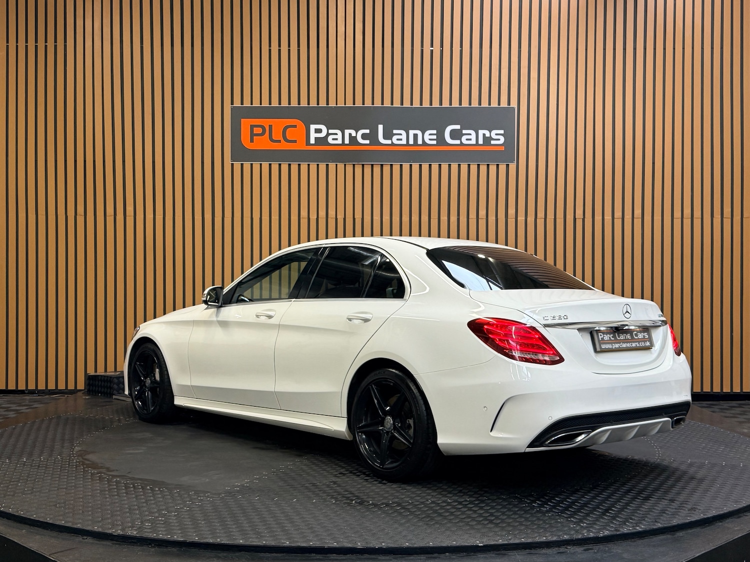 Used Mercedes-Benz C Class 2014 for sale - 77590491: Photo 5