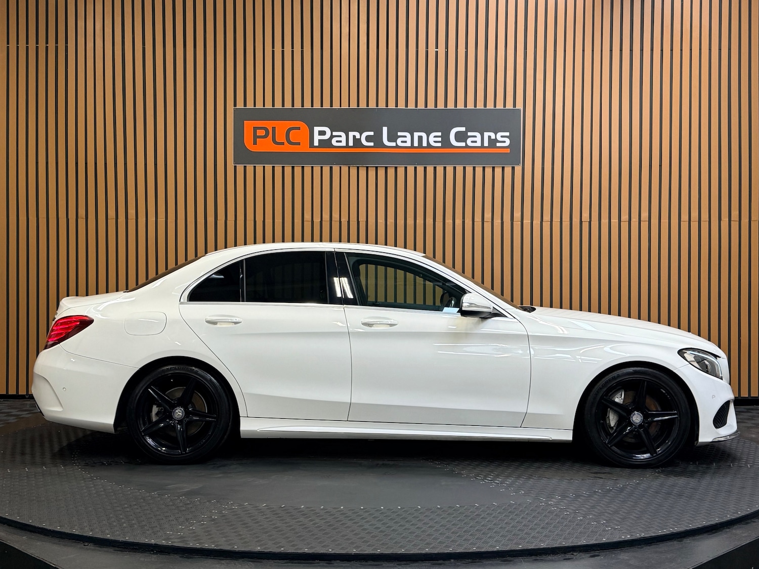 Used Mercedes-Benz C Class 2014 for sale - 77590491: Photo 8