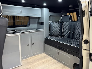 Used Volkswagen Transporter 2022 for sale - 79005309: Photo