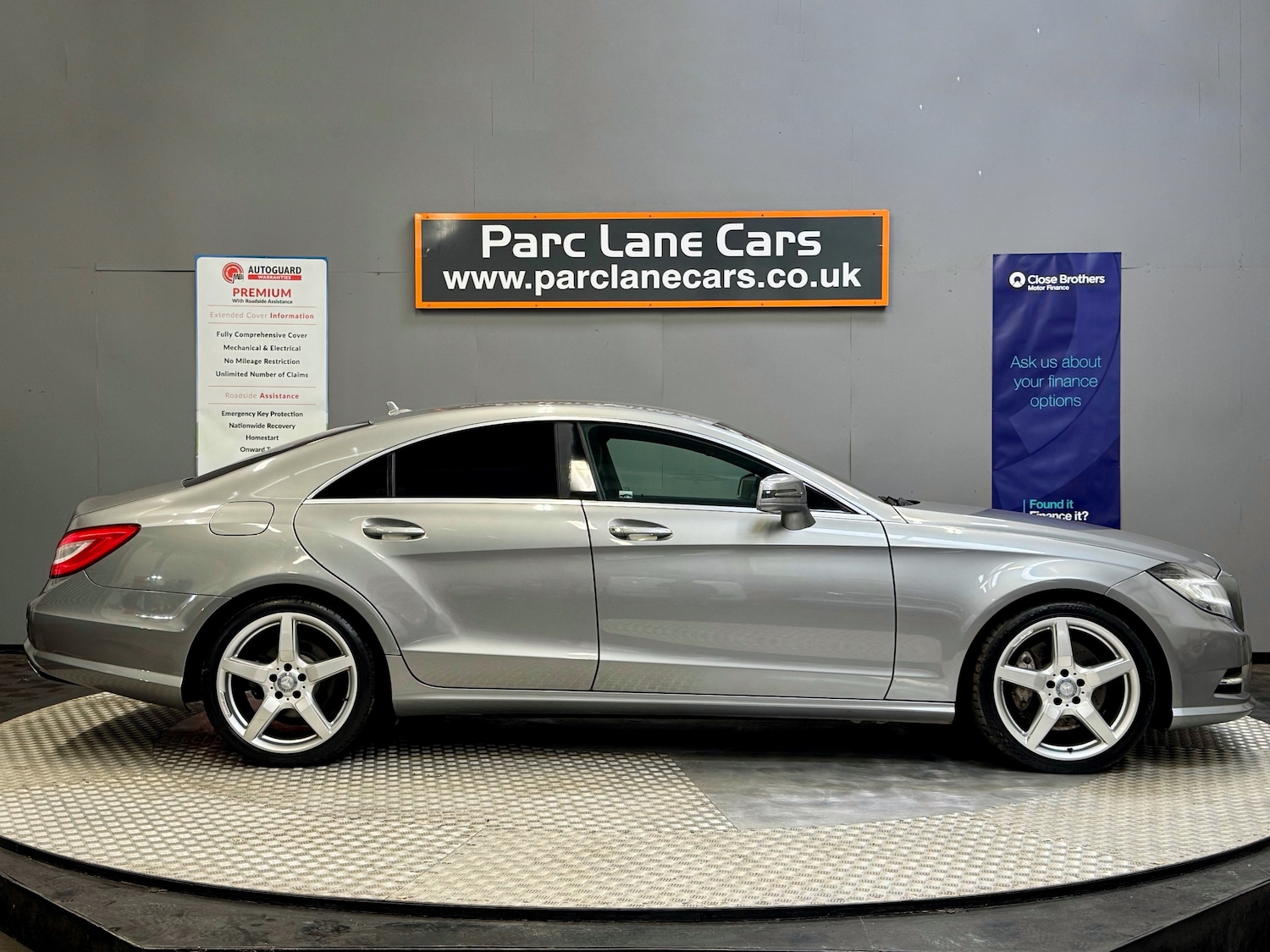 Used Mercedes-Benz CLS for sale - 76253180: Photo 2
