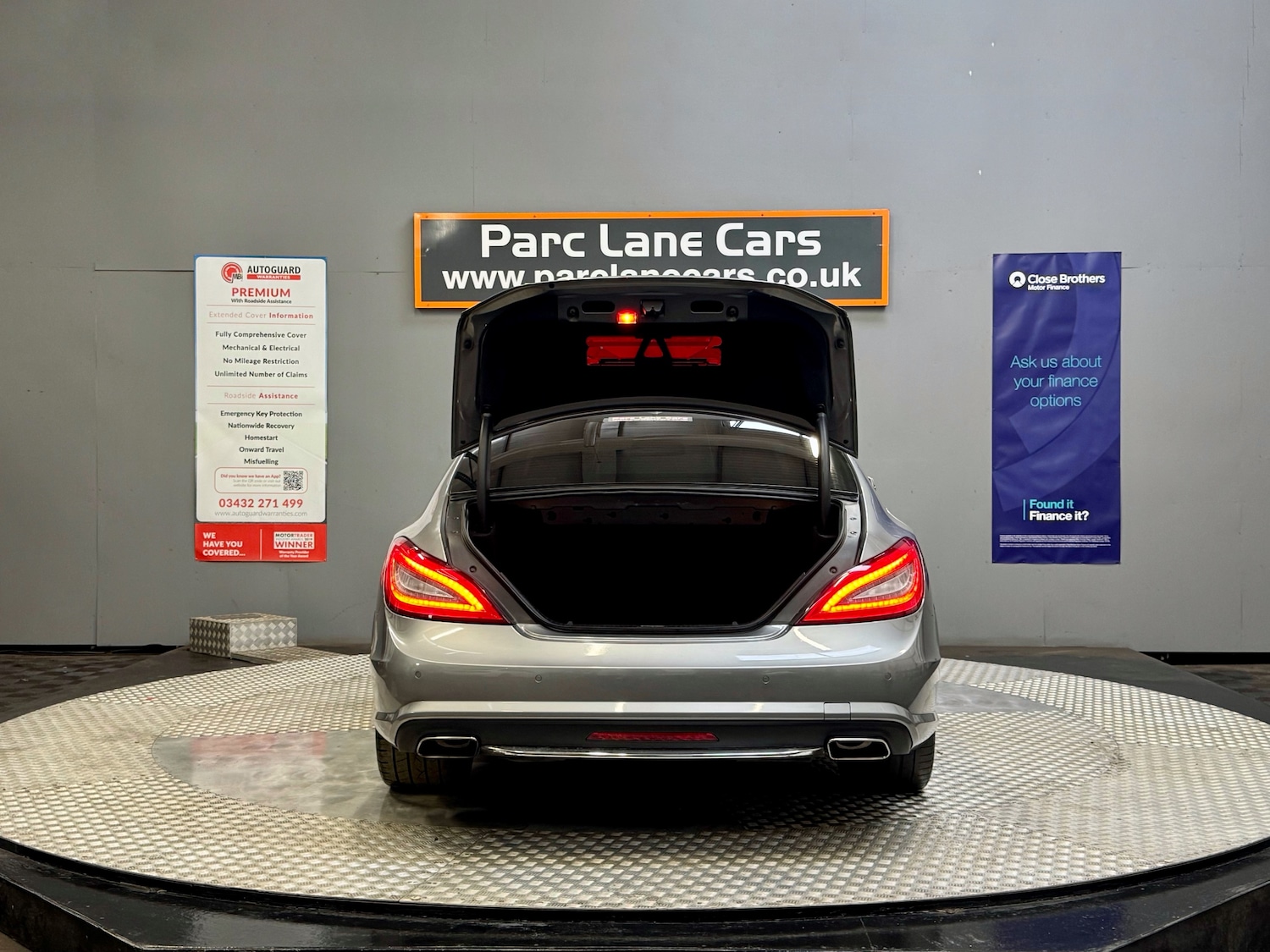 Used Mercedes-Benz CLS for sale - 76253180: Photo 5