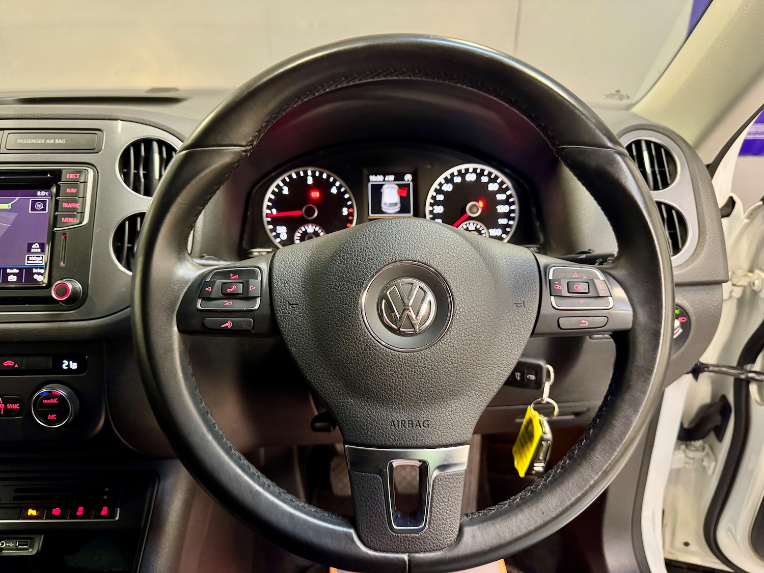 Used Volkswagen Tiguan 2015 for sale - 76946025: Photo 13