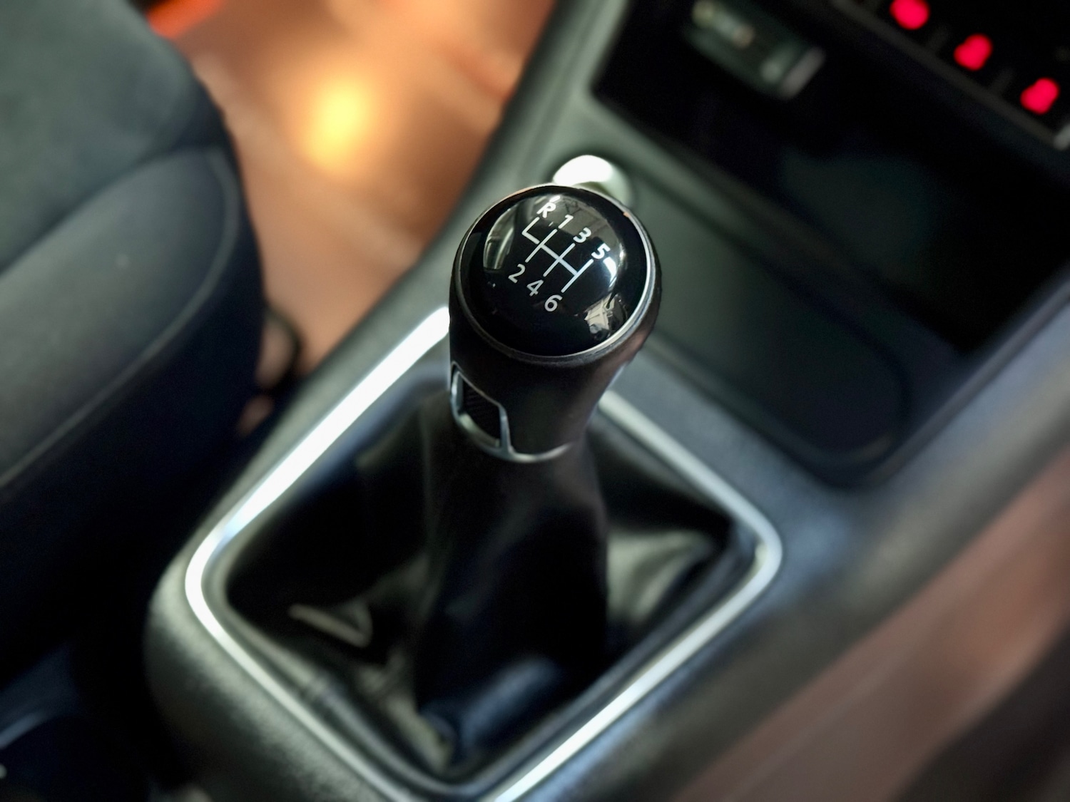 Used Volkswagen Tiguan 2015 for sale - 76946025: Photo 24