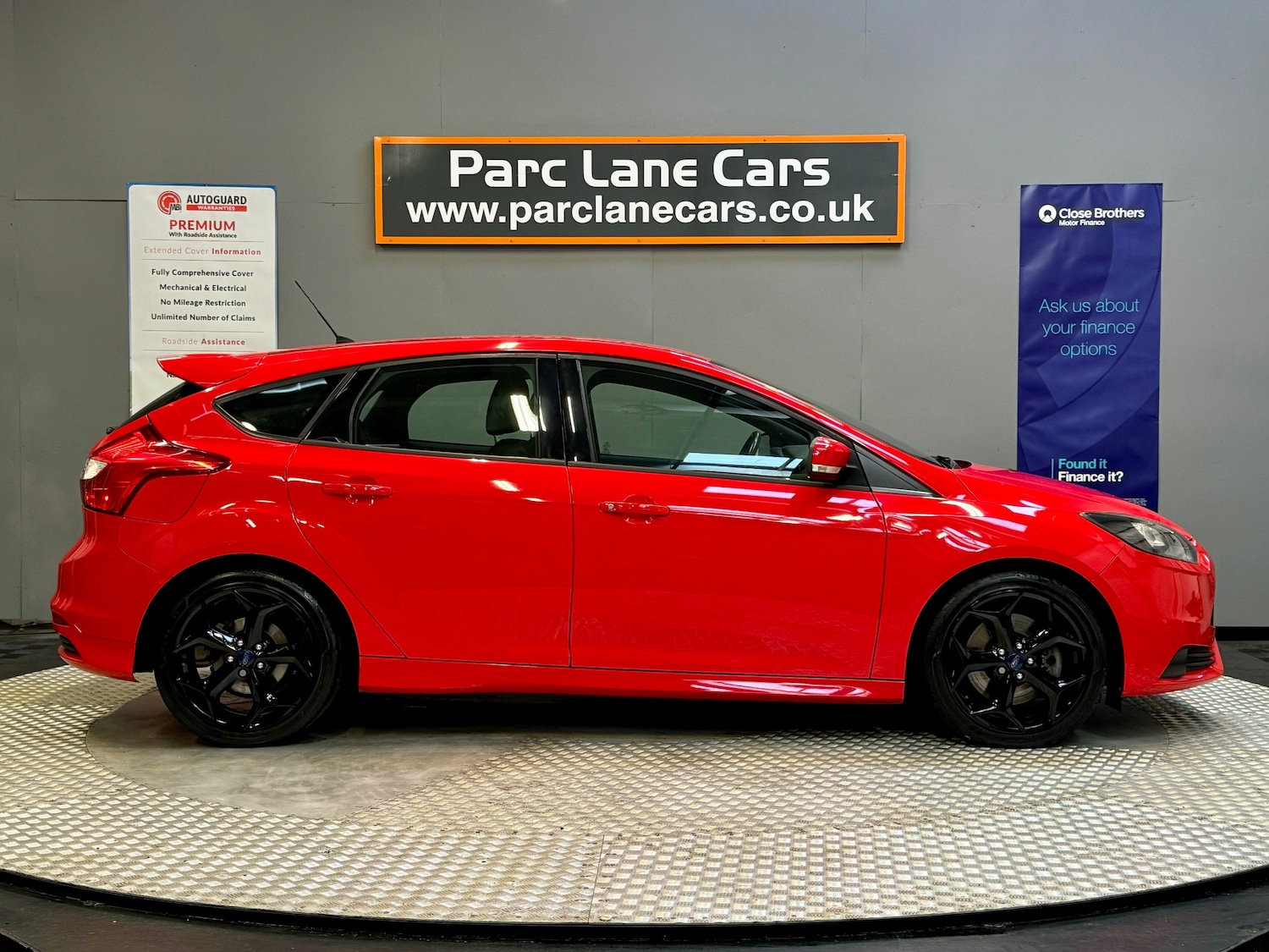 Used Ford Focus for sale - 78150421: Photo 2