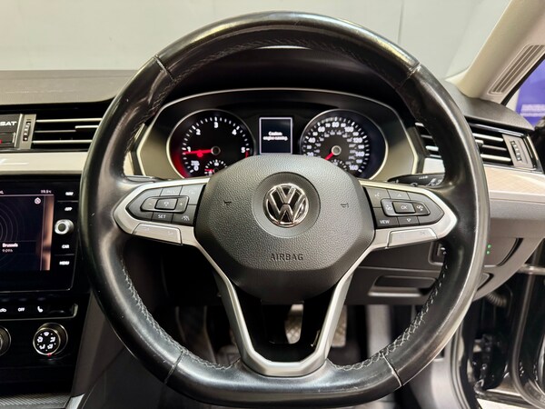 Used Volkswagen Passat 2019 for sale - 74774455: Photo 13