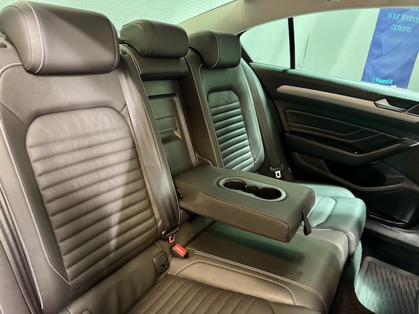 Used Volkswagen Passat 2019 for sale - 74774455: Photo 19