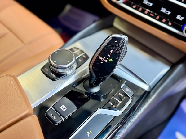 Used BMW 5 Series 2017 for sale - 75468438: Photo 16