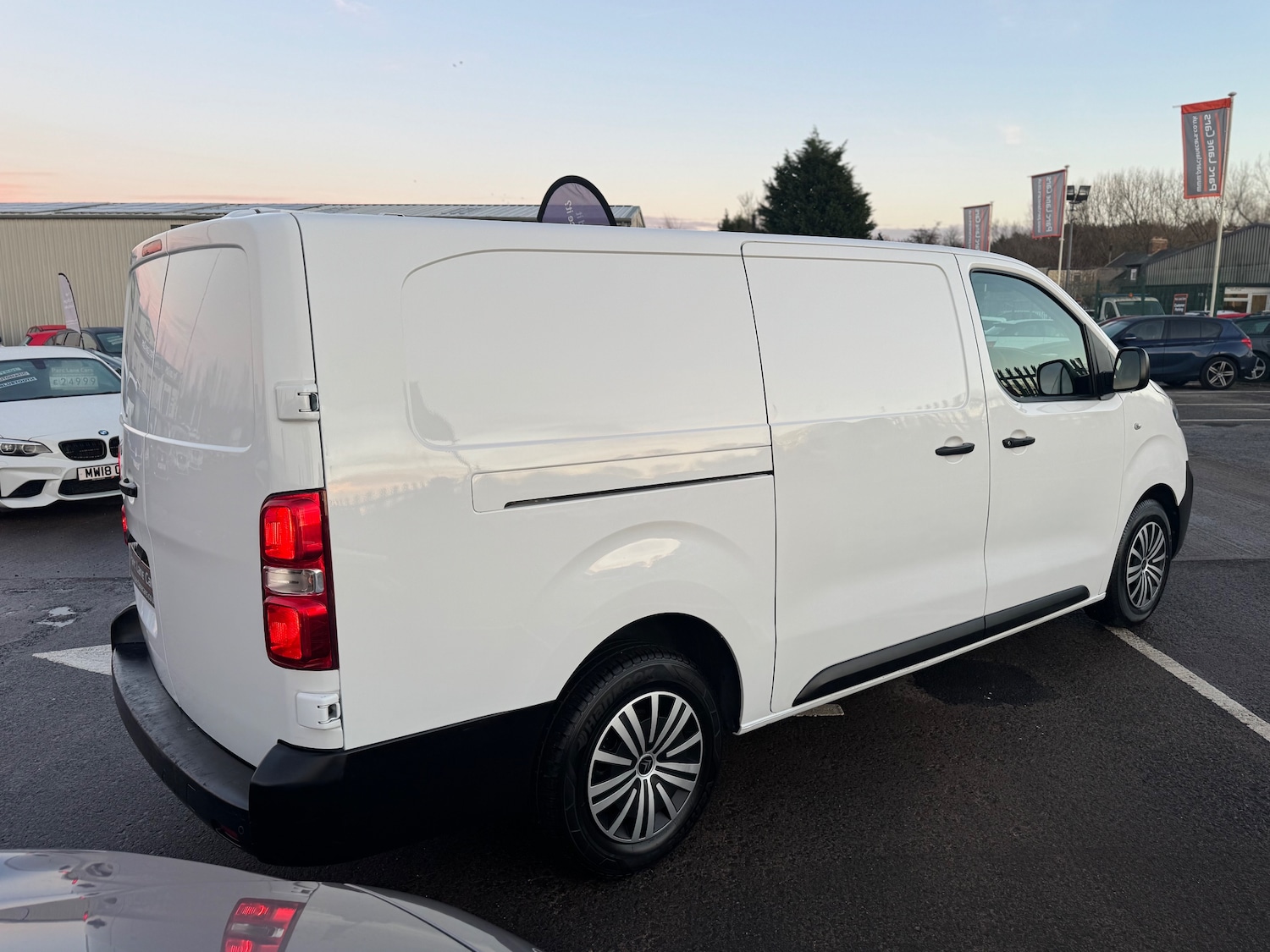 Used Citroen Dispatch 2020 for sale - 76819731: Photo 3