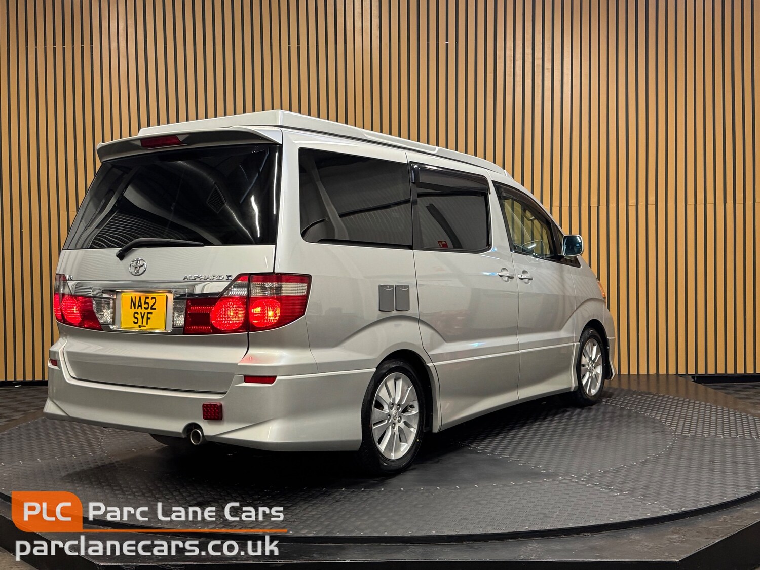 Used Toyota Alphard for sale - 77475106: Photo 3