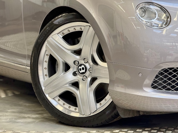 Used Bentley Continental 2011 for sale - 76063742: Photo 10
