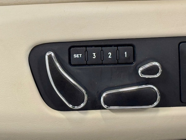 Used Bentley Continental 2011 for sale - 76063742: Photo 31