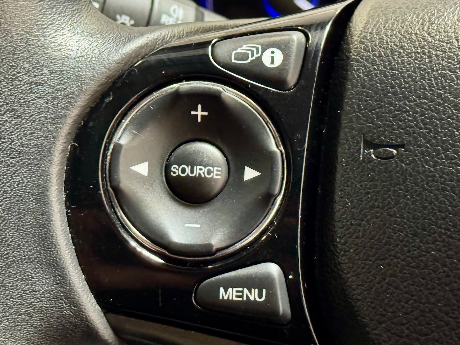 Used Honda Civic 2015 for sale - 75932321: Photo 24