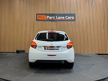 Used Peugeot 208 2015 for sale - 78789421: Photo