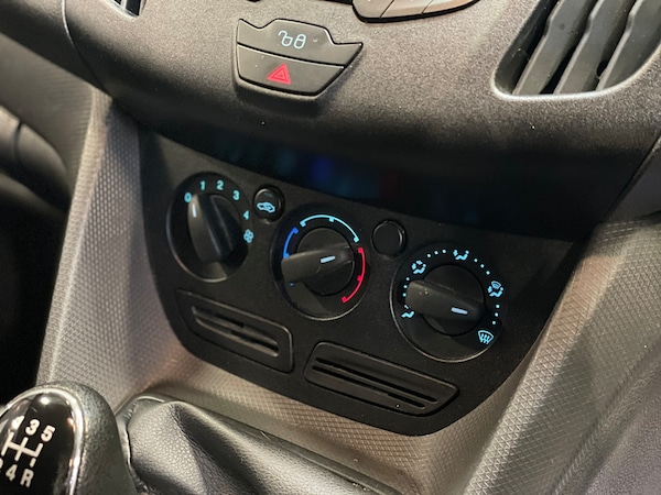 Used Ford Transit Connect 2018 for sale - 76273711: Photo 15
