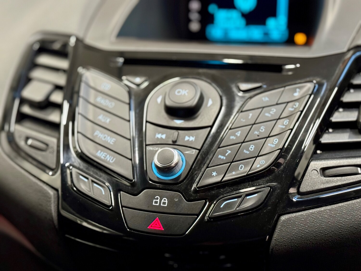 Used Ford Fiesta 2013 for sale - 76477484: Photo 16