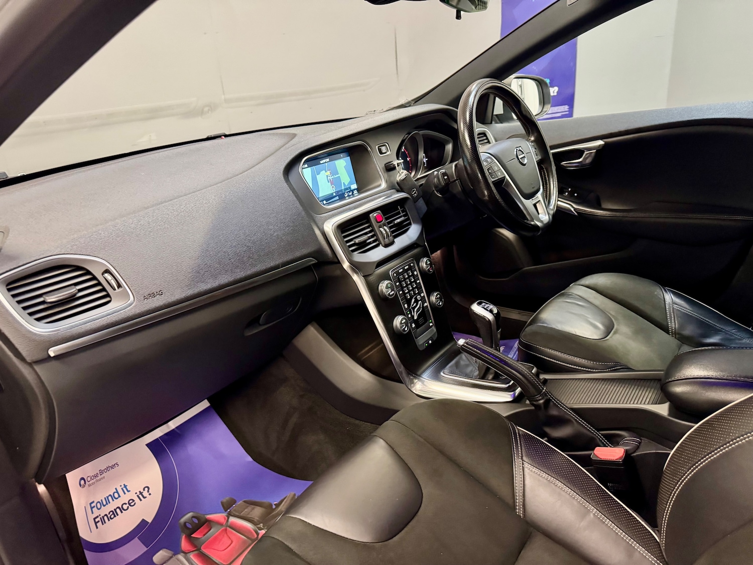 Used Volvo V40 2016 for sale - 76346867: Photo 15