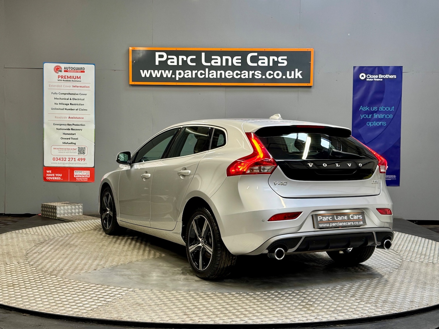 Used Volvo V40 2016 for sale - 76346867: Photo 6