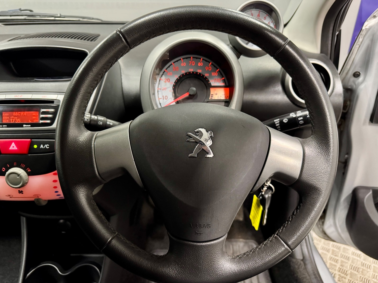 Used Peugeot 107 2012 for sale - 76557816: Photo 12