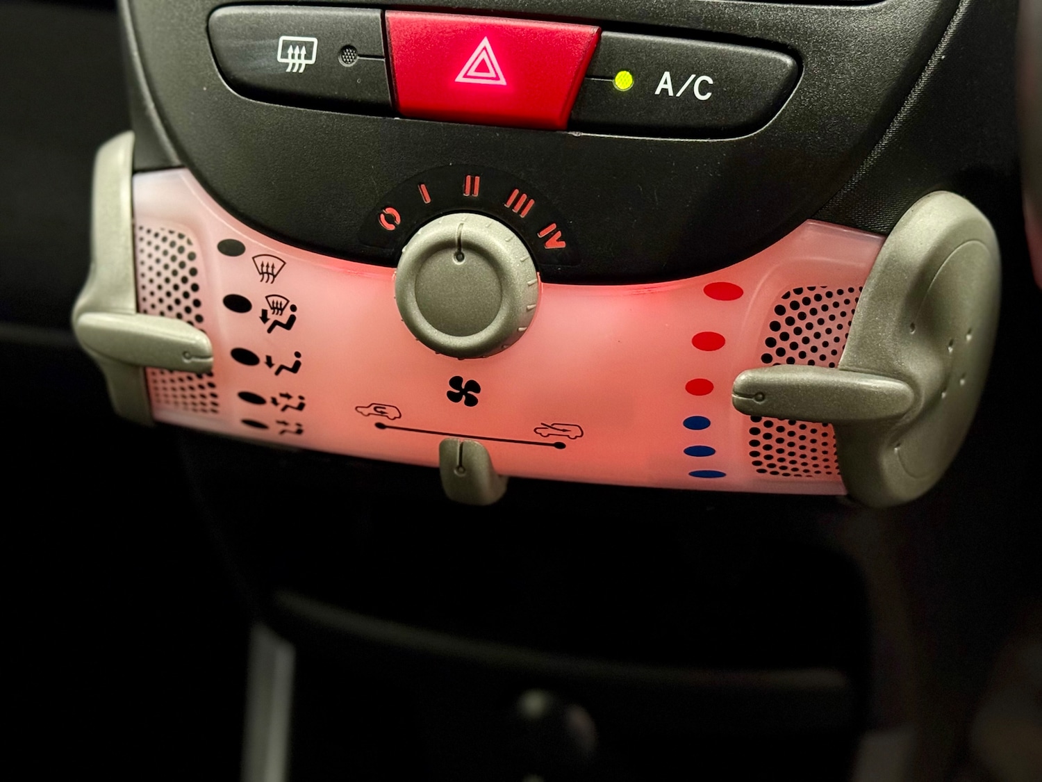 Used Peugeot 107 2012 for sale - 76557816: Photo 19