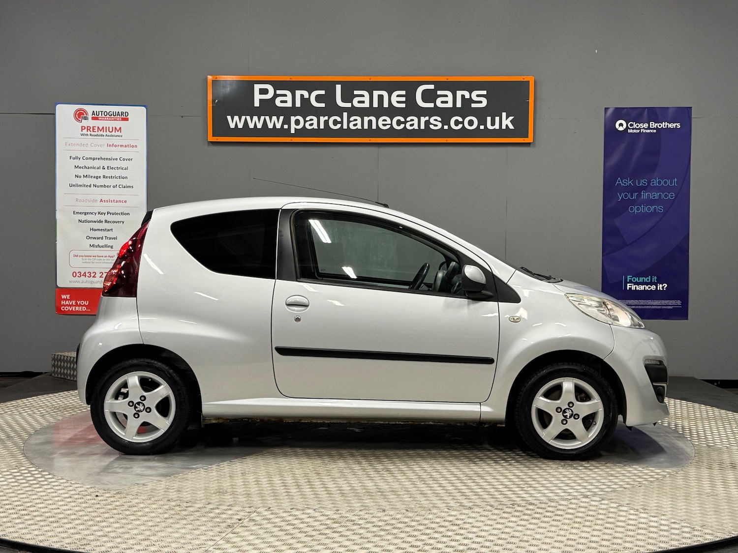 Used Peugeot 107 2012 for sale - 76557816: Photo 2