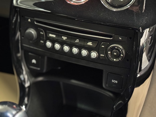 Used Citroen DS3 2012 for sale - 76292890: Photo 19