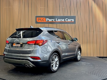 Used Hyundai Santa Fe 2016 for sale - 78331632: Photo