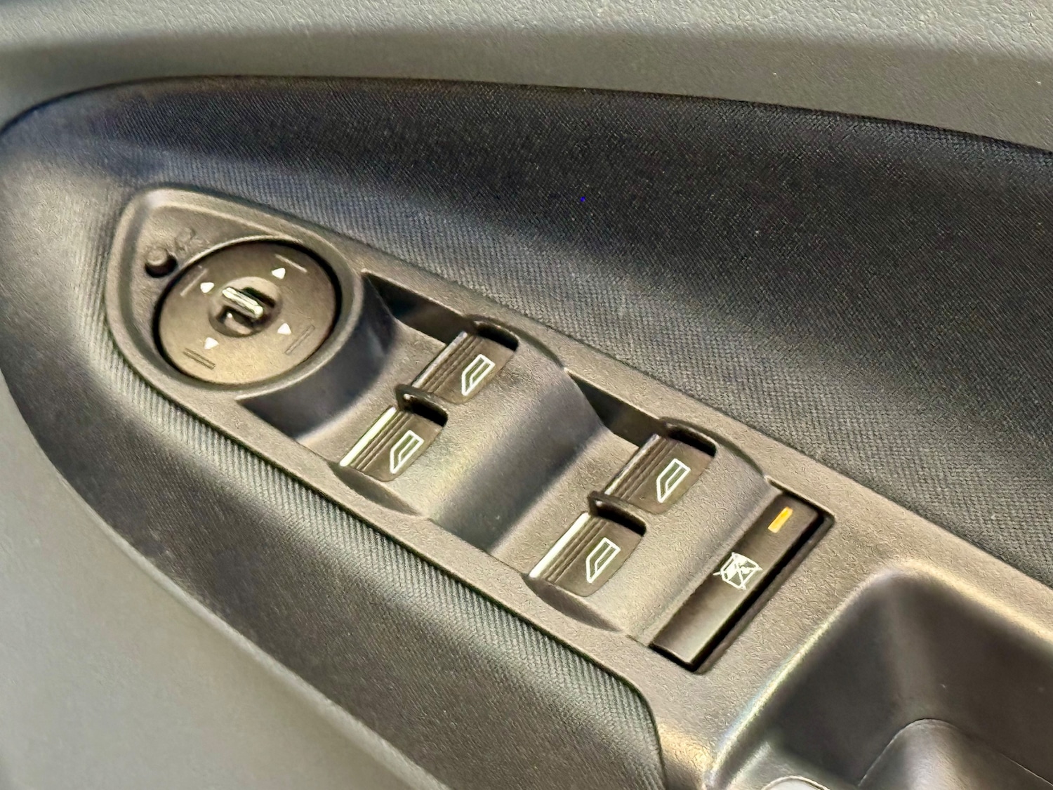 Used Ford C-Max 2011 for sale - 76219728: Photo 24