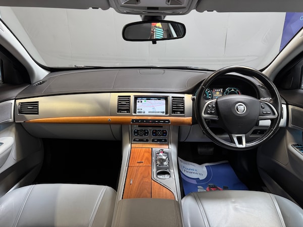 Used Jaguar XF 2012 for sale - 74816079: Photo 14