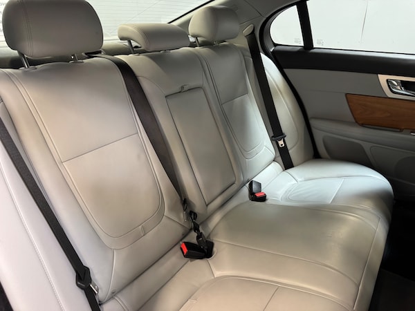 Used Jaguar XF 2012 for sale - 74816079: Photo 17