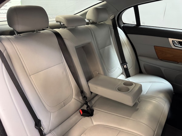 Used Jaguar XF 2012 for sale - 74816079: Photo 18