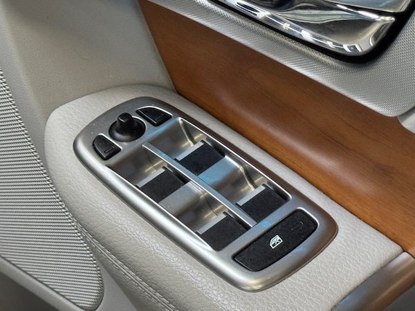 Used Jaguar XF 2012 for sale - 74816079: Photo 19