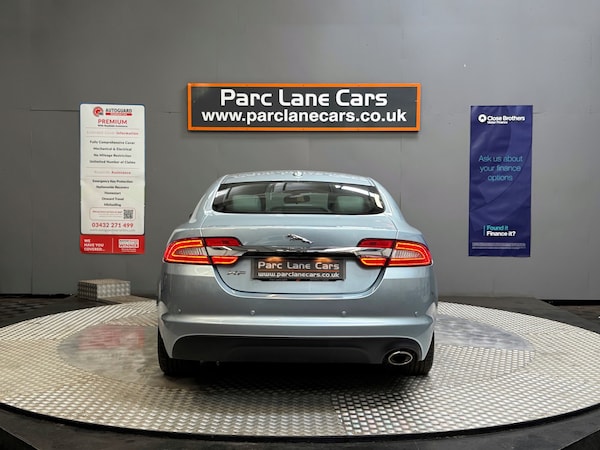 Used Jaguar XF 2012 for sale - 74816079: Photo 4