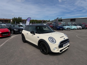 Used MINI Hatch 2018 for sale - 78688073: Photo