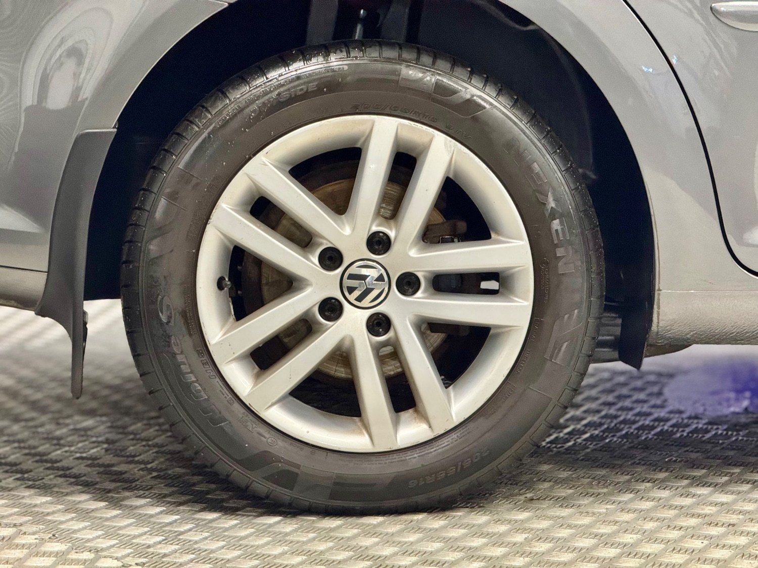 Used Volkswagen Touran 2012 for sale - 76863064: Photo 12